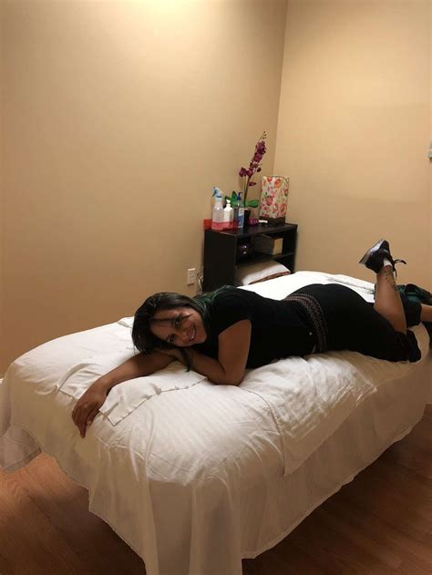 Asian massage porns - Big Dick Nuru Massage with Sexy Asian Masseuse 12. 5.5k 80% 5min - 360p. 